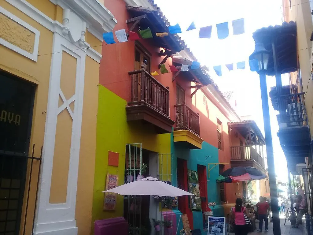 Edificio Huasipungo Apto. 3B Apartamento Santa Marta